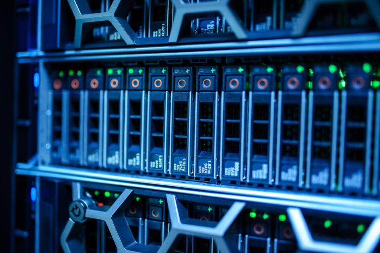 Kaip serveriai valdo internetą: pagrindai pradedantiesiems