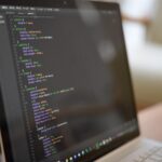 DaisyUI: Tailwind CSS komponentai
