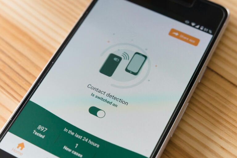 Duomenų perkėlimas tarp Android telefonų Smart Switch alternatyvos