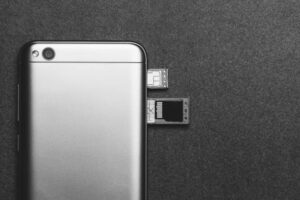 Xiaomi SIM kortelės adresatų tvarkymas MIUI sistemoje