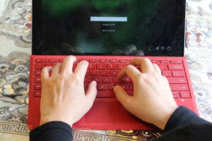 Valtio ir Jotai: Reakcijos būsenos atomai