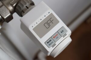 Kaip pasirinkti išmanųjį termostatą