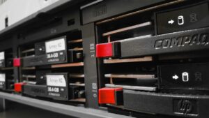 NAS serveris namams: Synology vs QNAP vs Ugreen