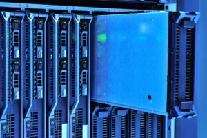 TrueNAS vs Unraid vs OMV: NAS OS palyginimas