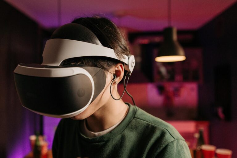 VR ausinės: Meta Quest 3S vs PSVR 2