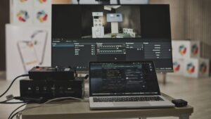 Restream vs StreamYard: multistreaming