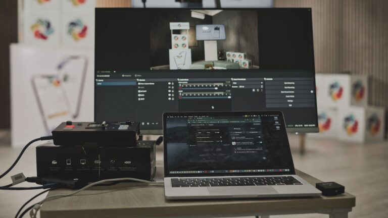 Restream vs StreamYard: multistreaming
