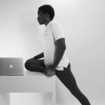 Standing desk pratimai: 10 minučių per dieną