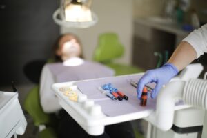 Kaip lazerinės technologijos keičia periodontologinį gydymą: Novatech naujausių sprendimų apžvalga ir praktiniai patarimai pacientams